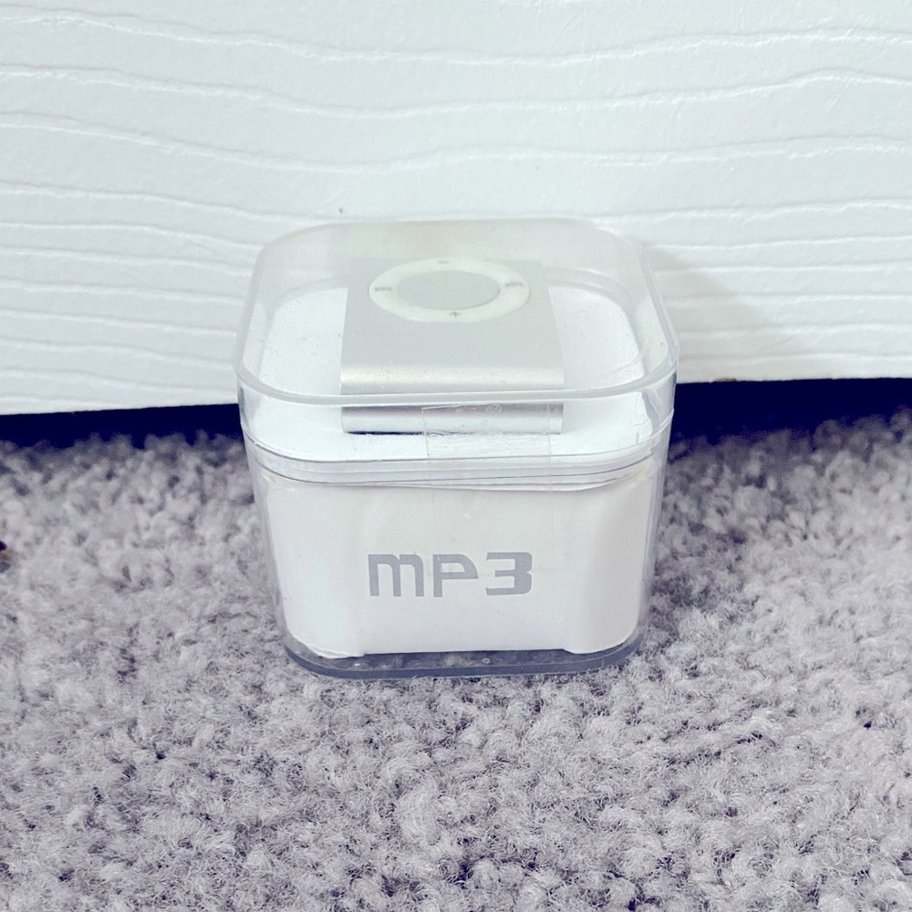 MP3 Player - Picture 9 of 9